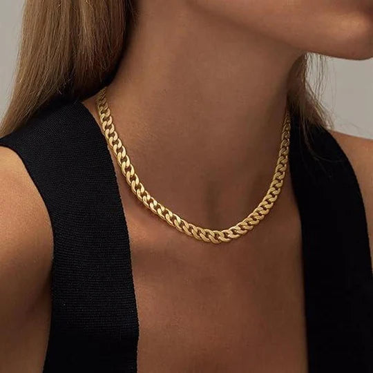 Cuban necklace with thick gold chains.
