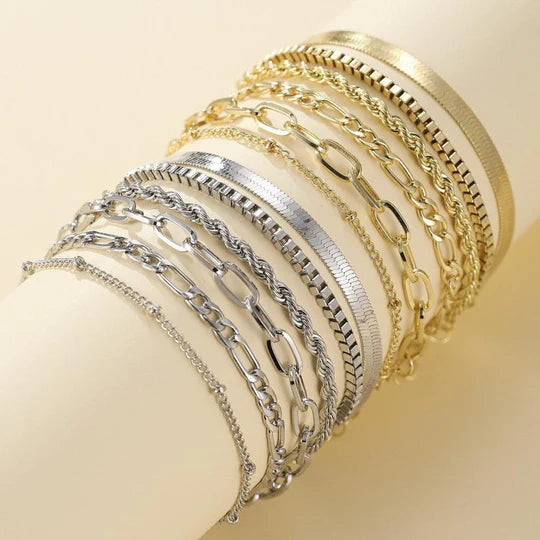 Gold bracelet set