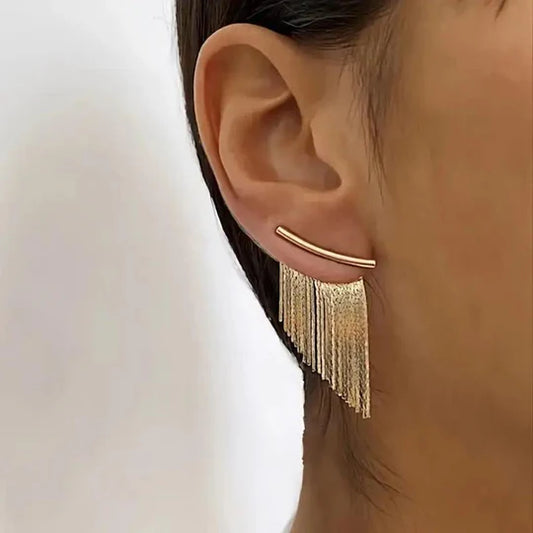 Vintage gold curtain-shaped dangling Earrings