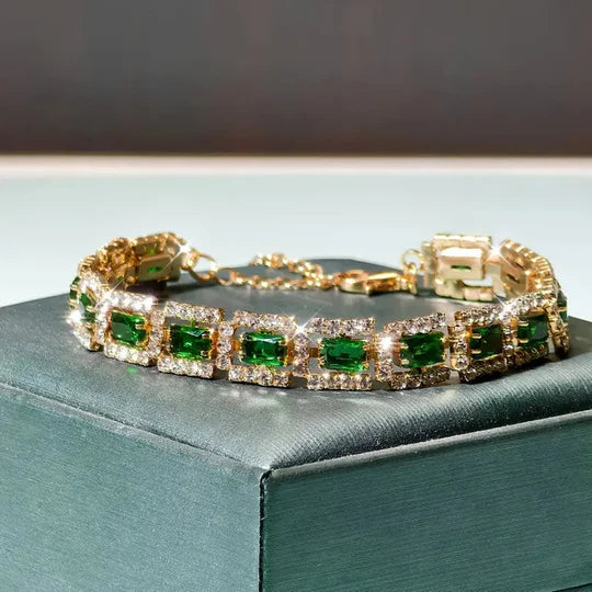 Elisa Esmeralda of the Gold Bracelet