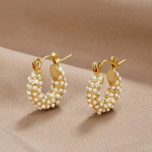 Gold Earrings with Pearls
