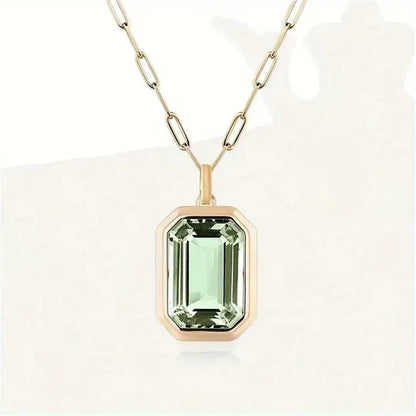 Sophia necklace with emerald stone