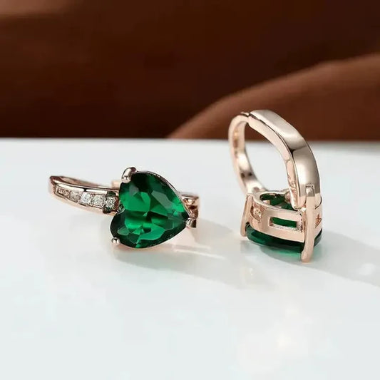 Earrings with Heart-Shaped Emerald Stone