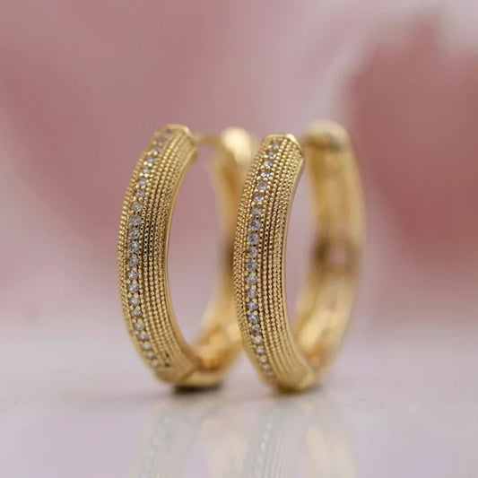 Vintage gold earrings with an Elegant design.